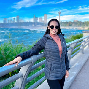 Meet your Posher, Hnin nu